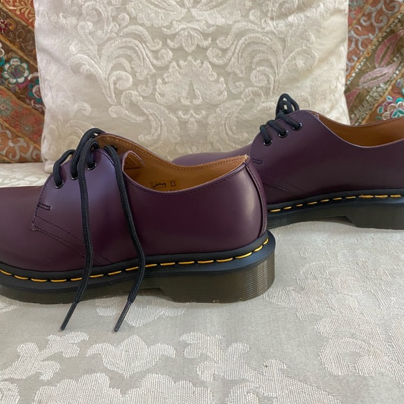 Dr. Martens Oxford size 6 purple NEW IN BOX - Picture 4 of 15